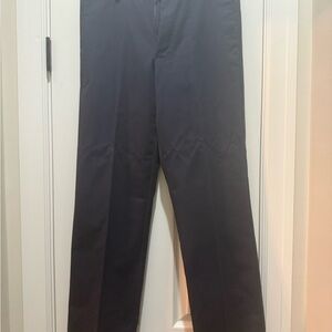 Izod Men's navy  Dress Pants